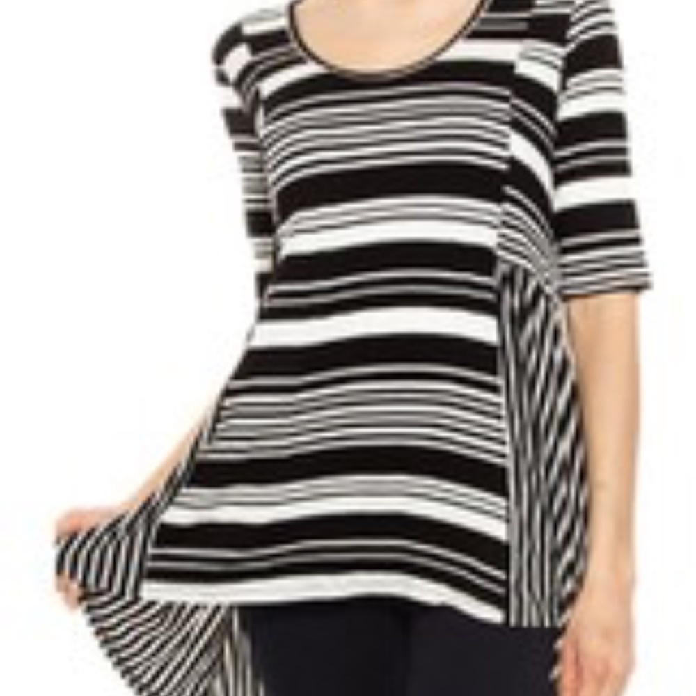 Black/White Striped Top